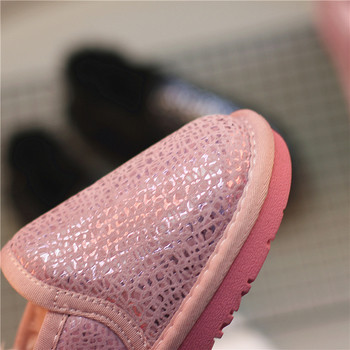 Ежедневни лъскави обувки за момичета подплатени с мек плюш в черен и розов цвят