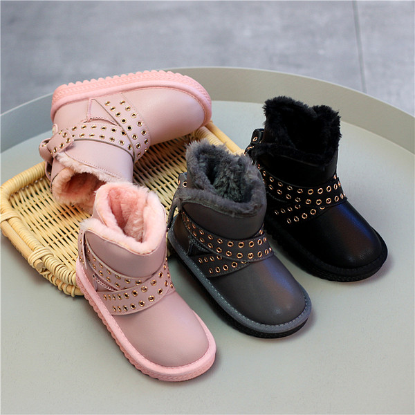 Περιστασιακές μπότες για κορίτσια με ιμάντες και μεταλλική διακόσμηση σε μαύρο, ροζ και γκρι