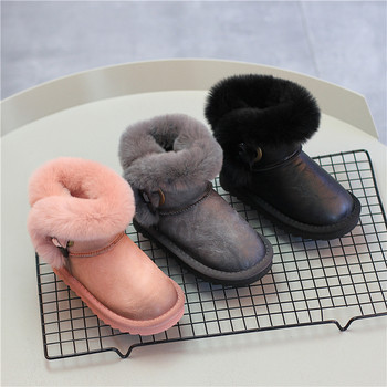 Απλές χειμωνιάτικες μπότες για κορίτσια με χνούδι σε τρία χρώματα