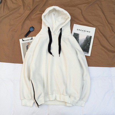 Απλή μπλούζα ανδρών σε τέσσερα χρώματα