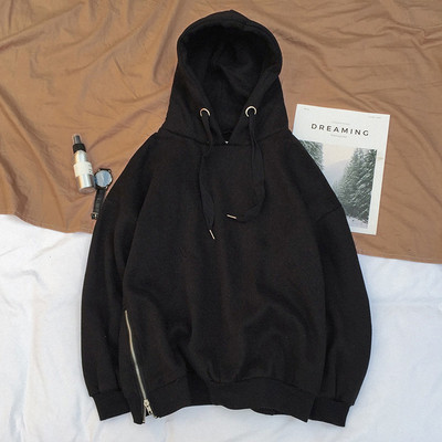 Απλή μπλούζα ανδρών σε τέσσερα χρώματα