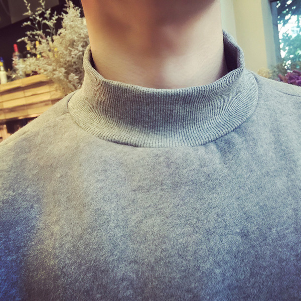 Спортно-елегантна широка мъжка блуза с поло яка в сив и черен цвят