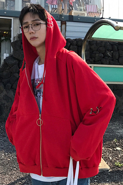 Μεγάλη αρσενική φούτερ με κουκούλα σε τρία χρώματα