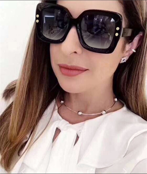 Περιστασιακά γυαλιά UV και τετράγωνα γυαλιά