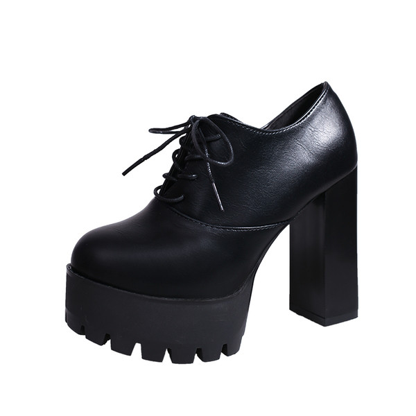 Εξαιρετικές γυναικείες κυρίες μπότες με χοντρά πέλματα