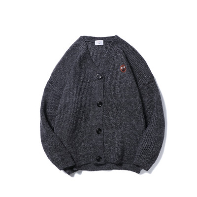 Εσωτερική γιλέκο ανδρών με μίνι κουμπιά και κεντήματα, μαύρο και γκρι