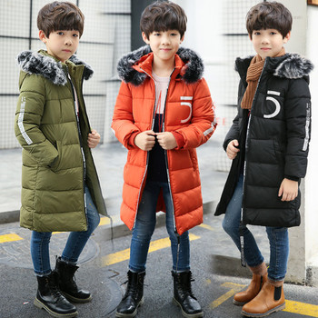 Βρεφικό χειμωνιάτικο σακάκι για αγόρια με κουκούλα και πλούσιο μοντέλο σε τρία χρώματα