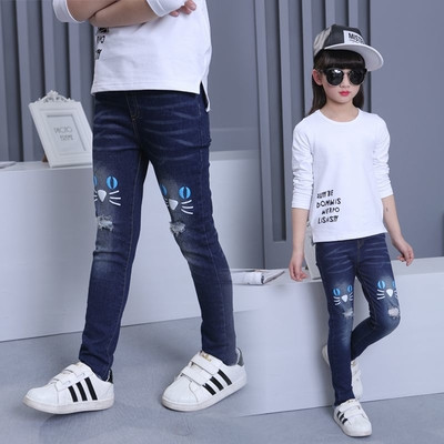 Μοντέρνα τζιν παιδιά για τα κορίτσια, διάφορα μοντέλα