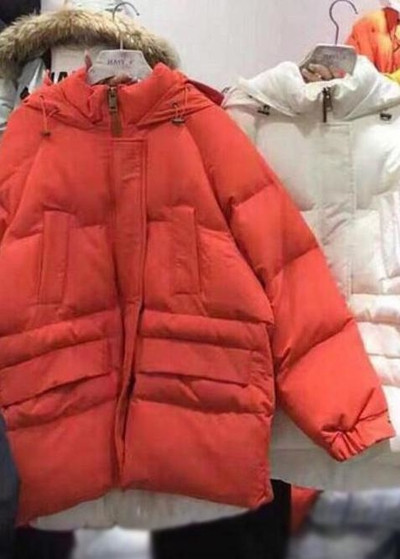 Широко актуално дамско зимно яке с качулка в четири цвята