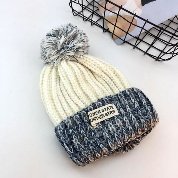 Χειμερινό μαλακό καπέλο από μαλλί με κουκούλα