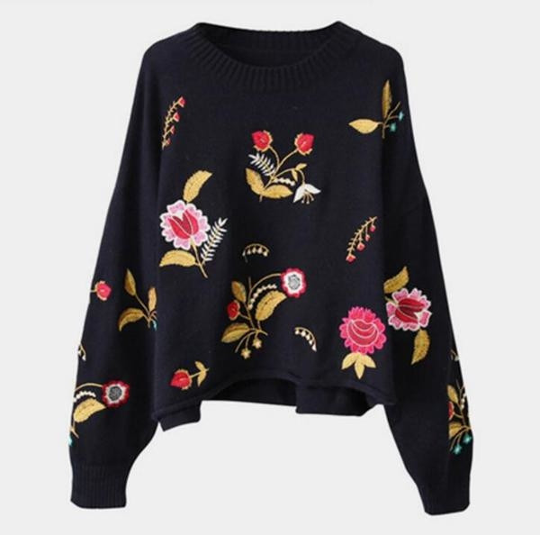 Υπέροχο πουλόβερ κυρίες με κεντημένο κολάρο σε σχήμα O και κεντήματα με λουλούδια