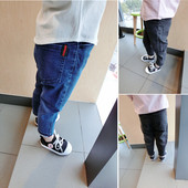 Κομψά παιδικά τζιν για αγόρια σε δύο χρώματα