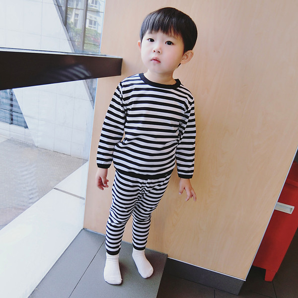 Раирана детска унисекс пижама в различни цветове