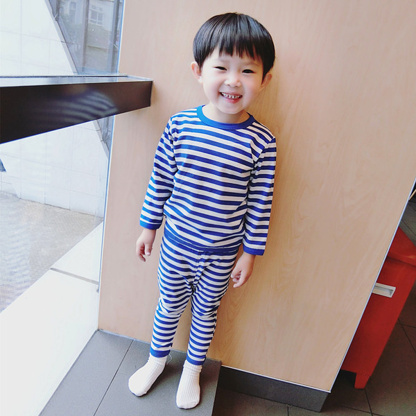 Раирана детска унисекс пижама в различни цветове