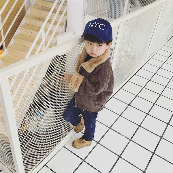 Παιδικό χειμωνιάτικο σακάκι για αγόρια γεμισμένο σε δύο χρώματα