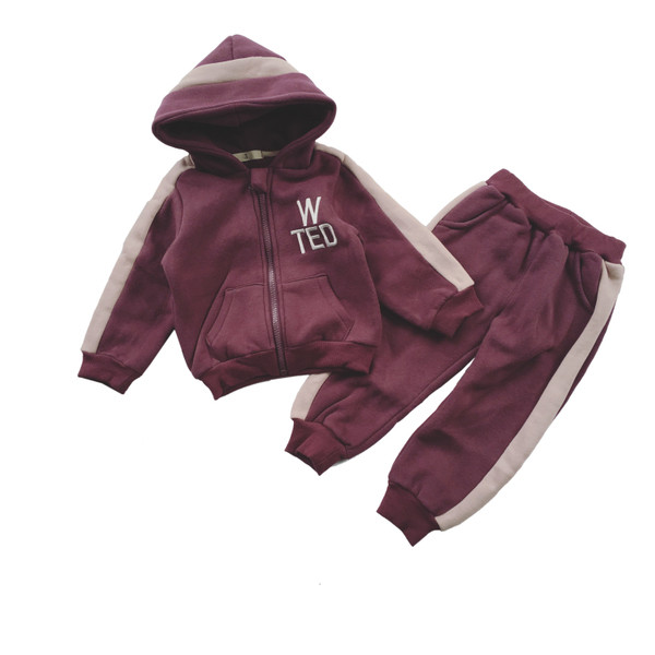 Детски спортен есенно-зимен  комплект от две части за момчета в различни цветове