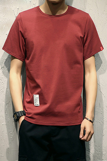 Ежедневна мъжка тениска с щампа в няколко цвята