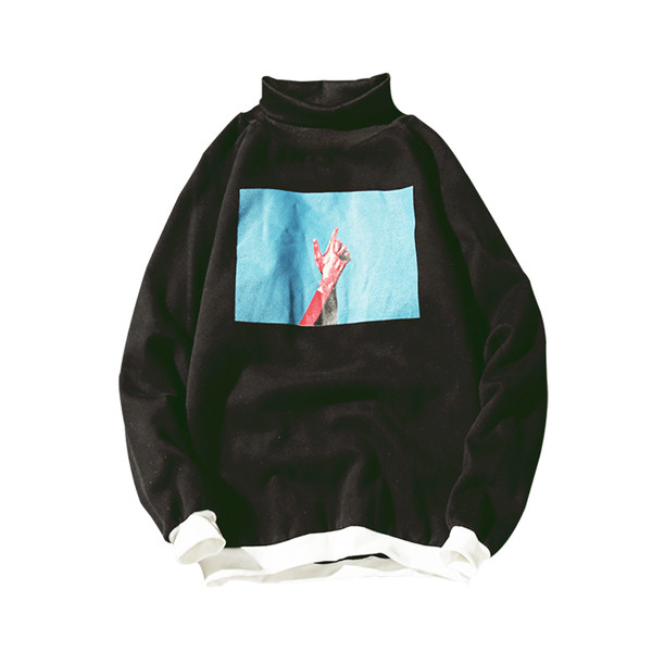 Стилен мъжки пуловер с апликация и висока яка в три цвята