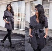 Καθημερινή κυρία με ενδιαφέρουσα πρόσδεση, 3 χρώματα