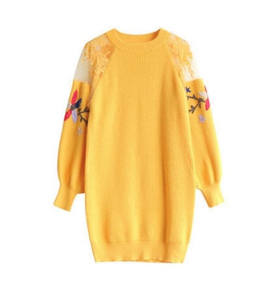 Дамски дълъг пуловер с О-образна яка , шарена бродерия и дълги ръкави