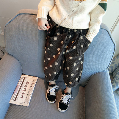 Стилен широк детски панталон на точки в два цвята