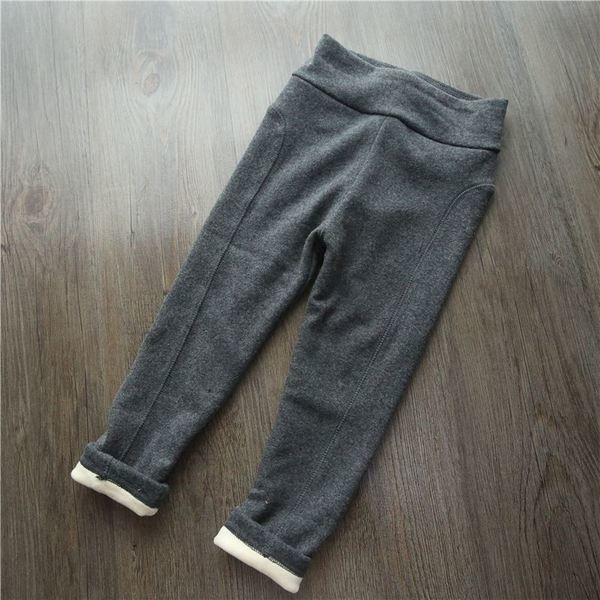 Изчистен модел детски клин за момичета,подходящ за ежедневието в няколко цвята 