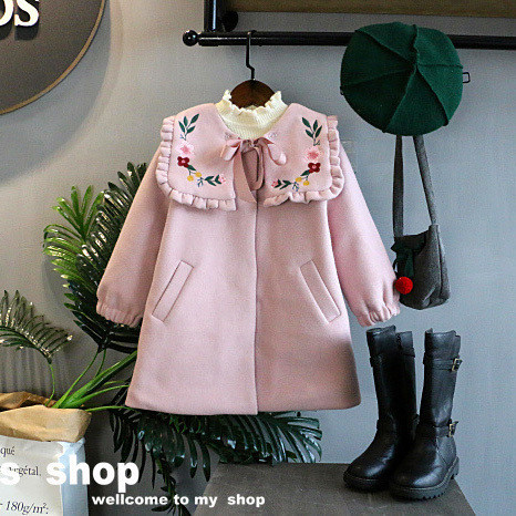 Есенно-зимно детско палто за момичета с бродерия в широк модел 