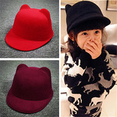 Стилна детска шапка с козирка и в много цветове