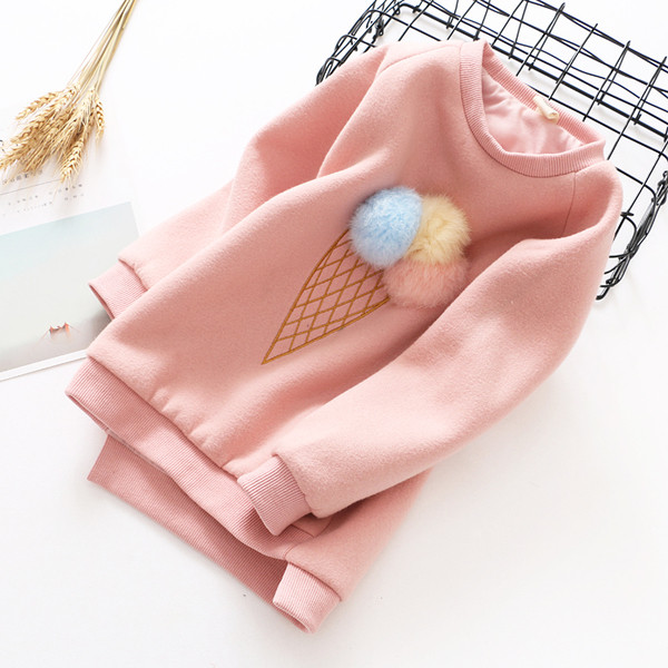 Актуален детски пуловер за момичета с апликация и пухени цветни топчета в четири цвята