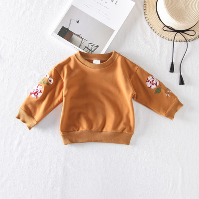 Модерен детски пуловер за момичета с О-образна яка с флорална бродерия по ръкавите в три цвята