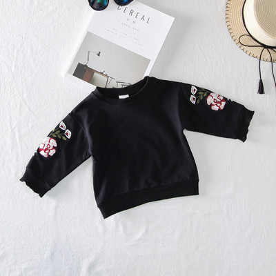 Модерен детски пуловер за момичета с О-образна яка с флорална бродерия по ръкавите в три цвята