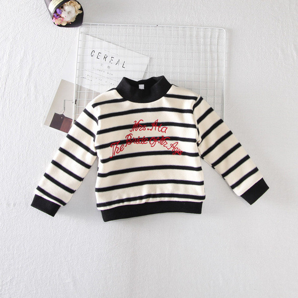 Детски зимен раиран пуловер за момичета с висока яка и надпис 