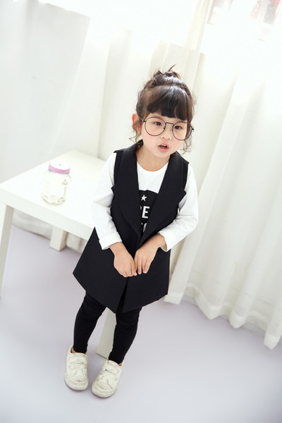 Стилно дълго елече за момичета в черен цвят