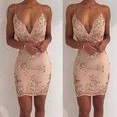 Елегантна дамска рокля с пайети и дълбоко деколте в два цвята