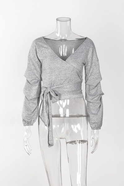 Модерна дамска блуза скъсен модел с дълбоко деколте и широки ръкави в четири цвята