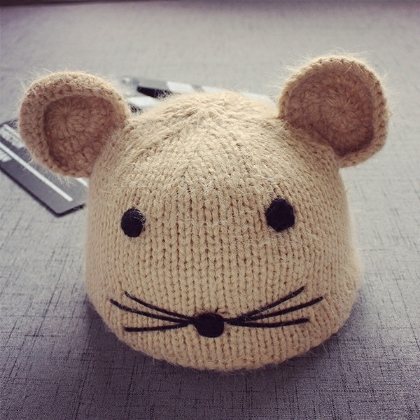 Плетена детска шапка за момичета и момчета с ушички