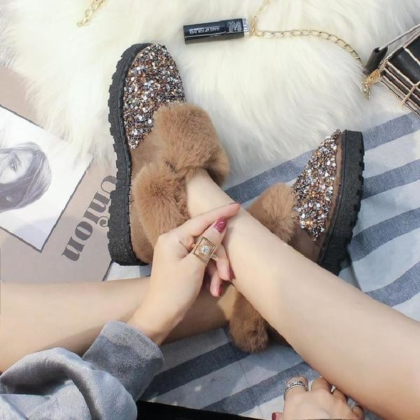 Модерни дамски топли боти с пух и пайети и камъчета в два цвята