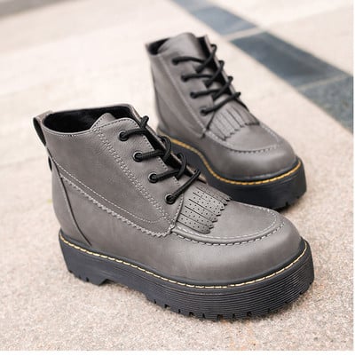 Спортно-елегантни дамски боти с устойчива подметка в три цвята