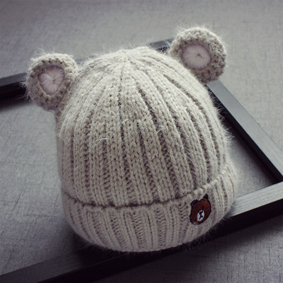 Вълнена детска шапка за момичета и момчета с ушички в различни цветове
