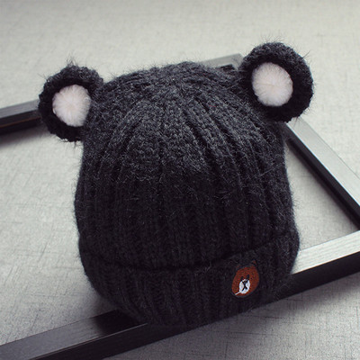 Вълнена детска шапка за момичета и момчета с ушички в различни цветове