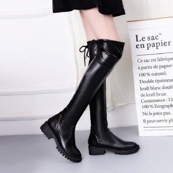 Дамски чизми от еко кожа с груба и устойчива подметка в черен цвят