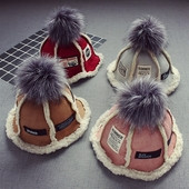 Детска подплатена шапка за момичета и момчета с пух