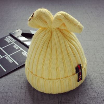 Плетена зимна шапка - унисекс, с ушички