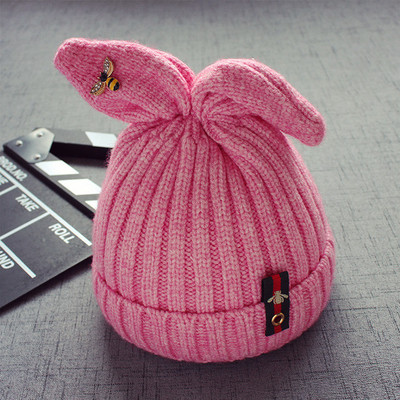 Плетена зимна шапка - унисекс, с ушички