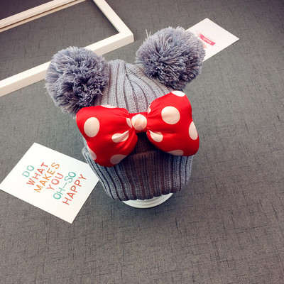 Детска топла шапка за момичета с пухени топчета и панделка в четири цвята