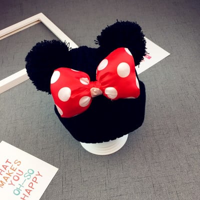 Детска топла шапка за момичета с пухени топчета и панделка в четири цвята