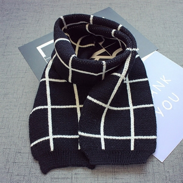 Стилен вълнен детски шал в няколко цвята