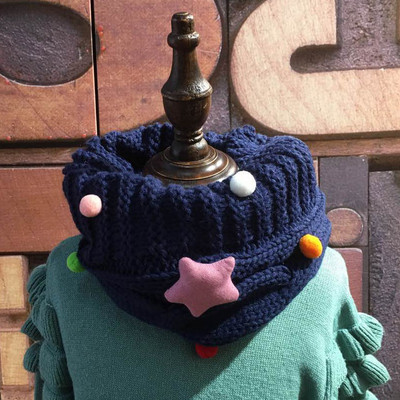 Меко зимно шалче за момичета с пухени топчета и 3D декорации в различни цветове