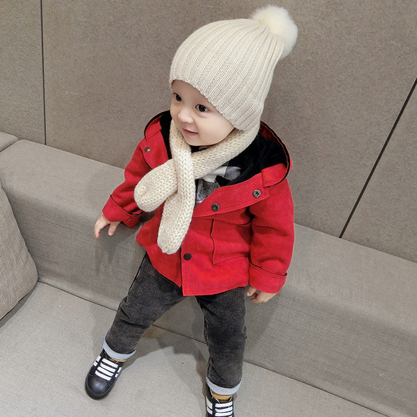 Бебешки зимен унисекс комплект-шал+шапка с пухче
