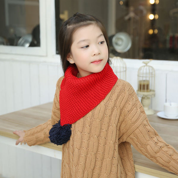 Детски зимен унисекс шал с пухено топче в различни цветове